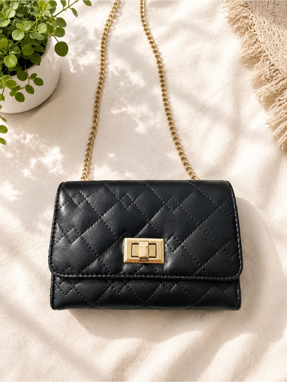 🖤 Black Quilted Wallet Crossbody / Clutch